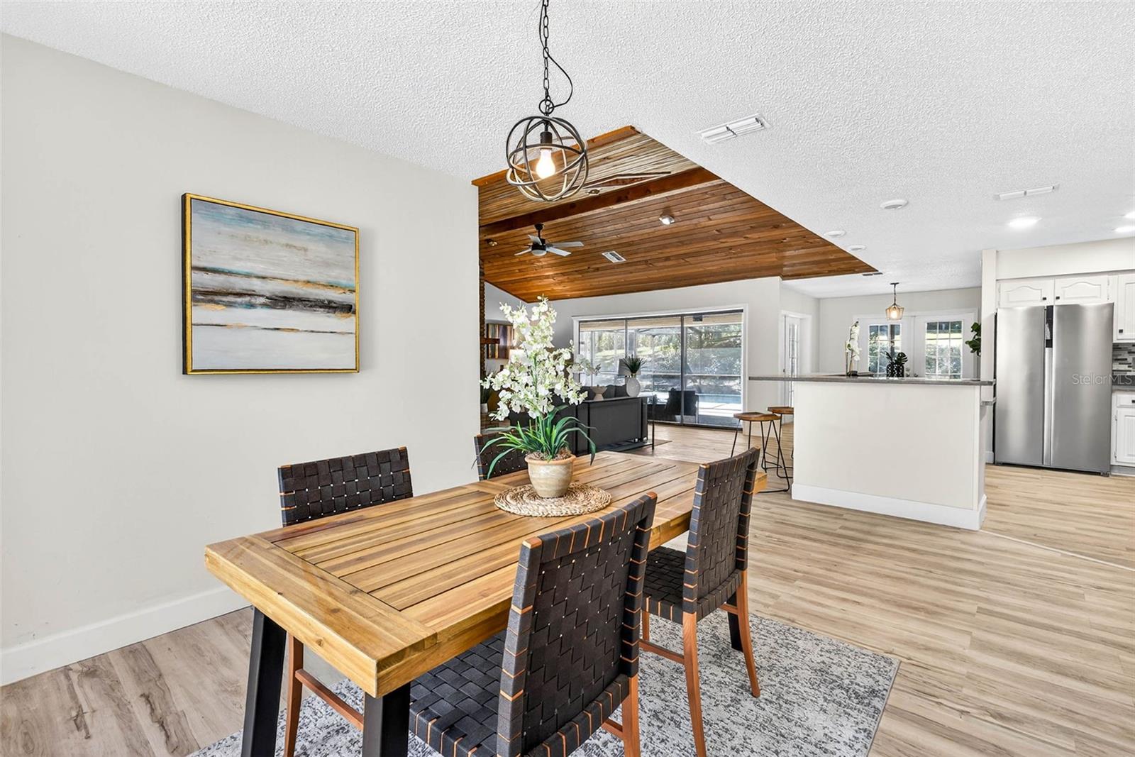 Image 7 of 27 For 14252 Trinity Road