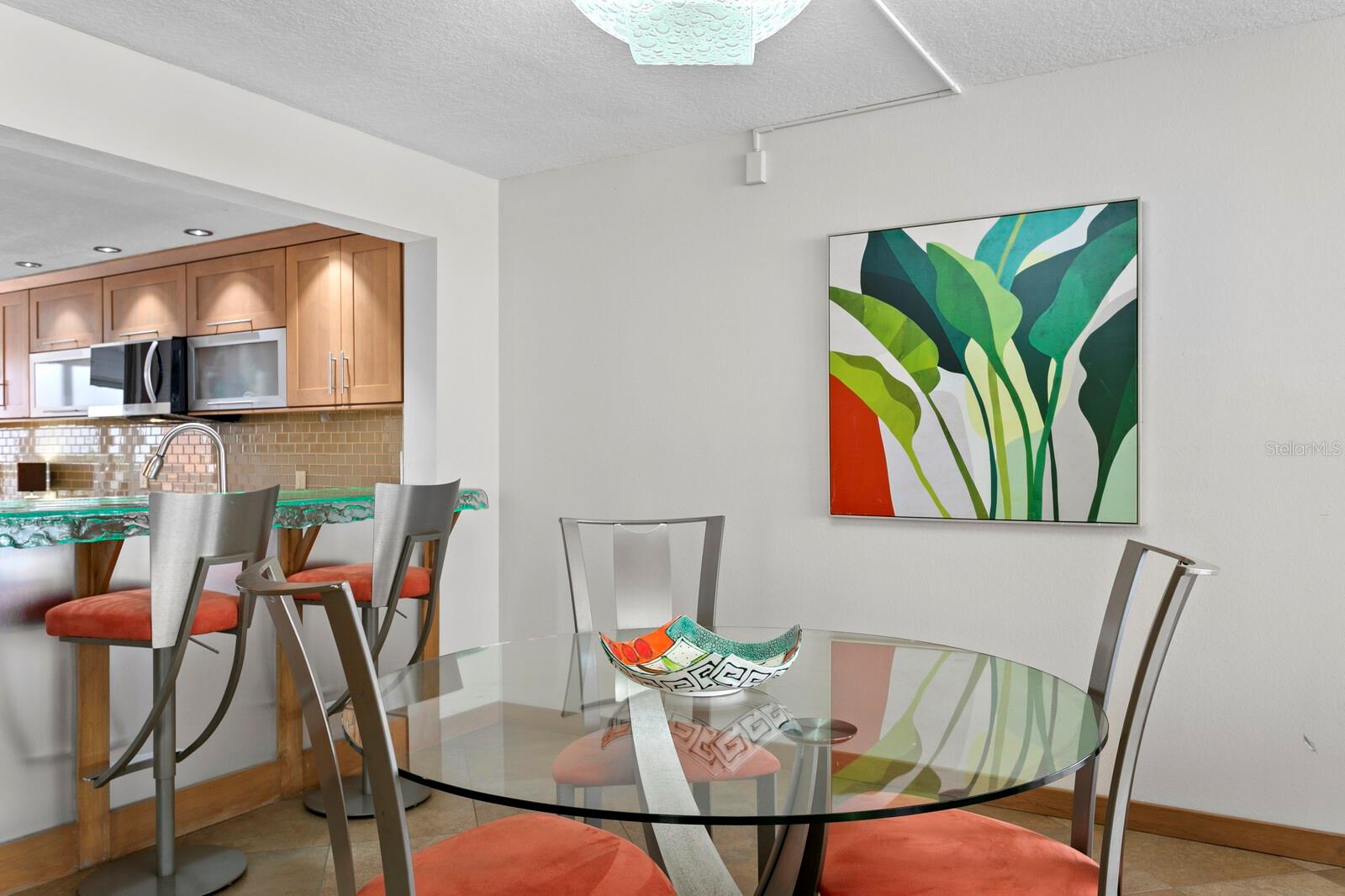 Listing photo id 24 for 17900 Gulf Boulevard 6a