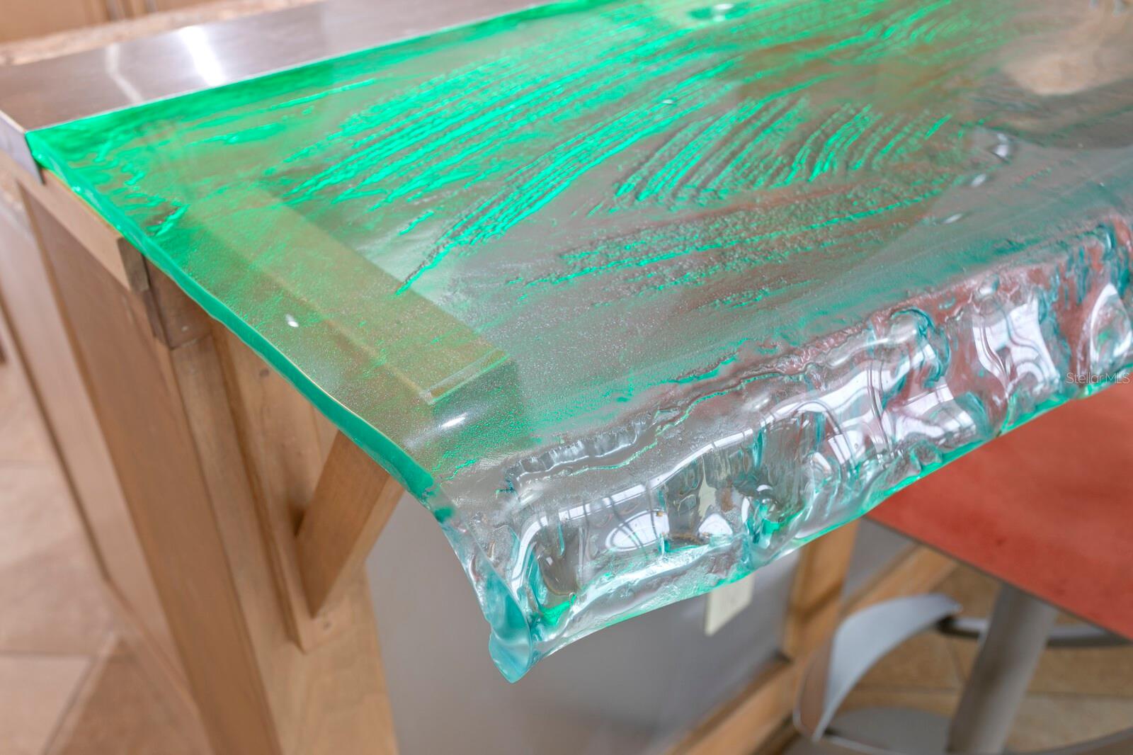 Listing photo id 26 for 17900 Gulf Boulevard 6a