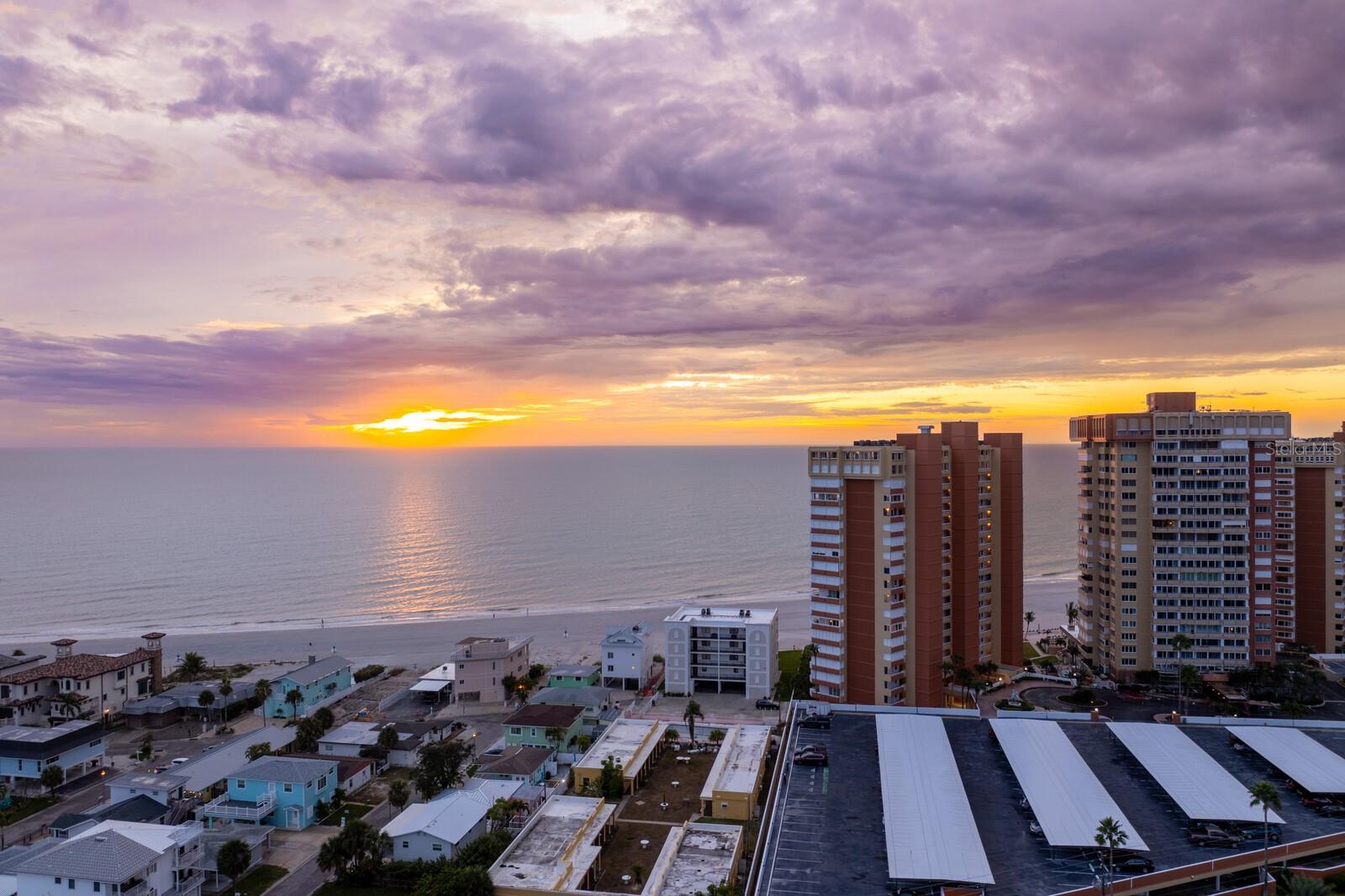 Listing photo id 27 for 17900 Gulf Boulevard 6a