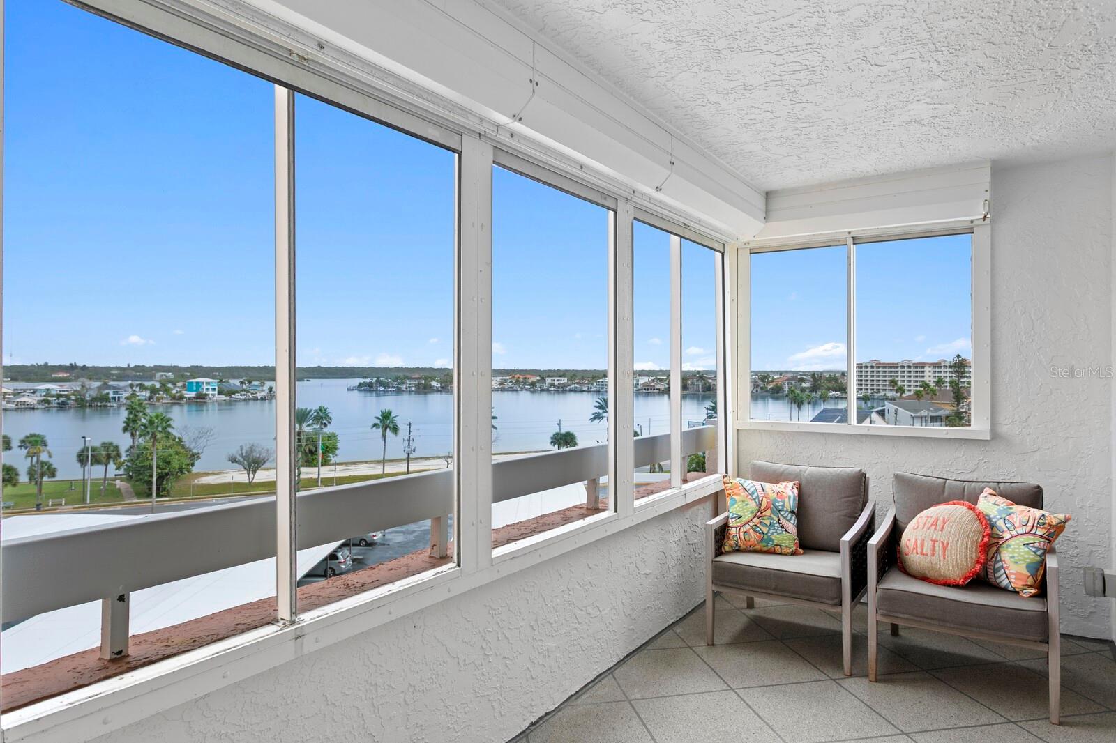 Listing photo id 34 for 17900 Gulf Boulevard 6a