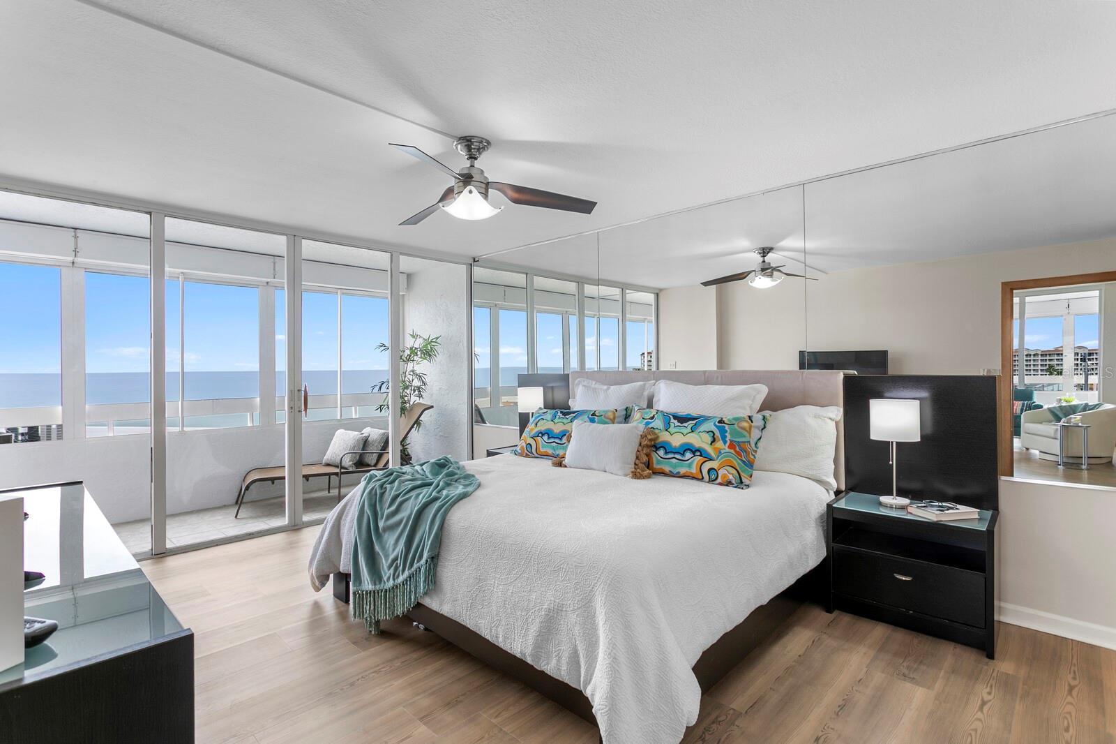 Listing photo id 39 for 17900 Gulf Boulevard 6a