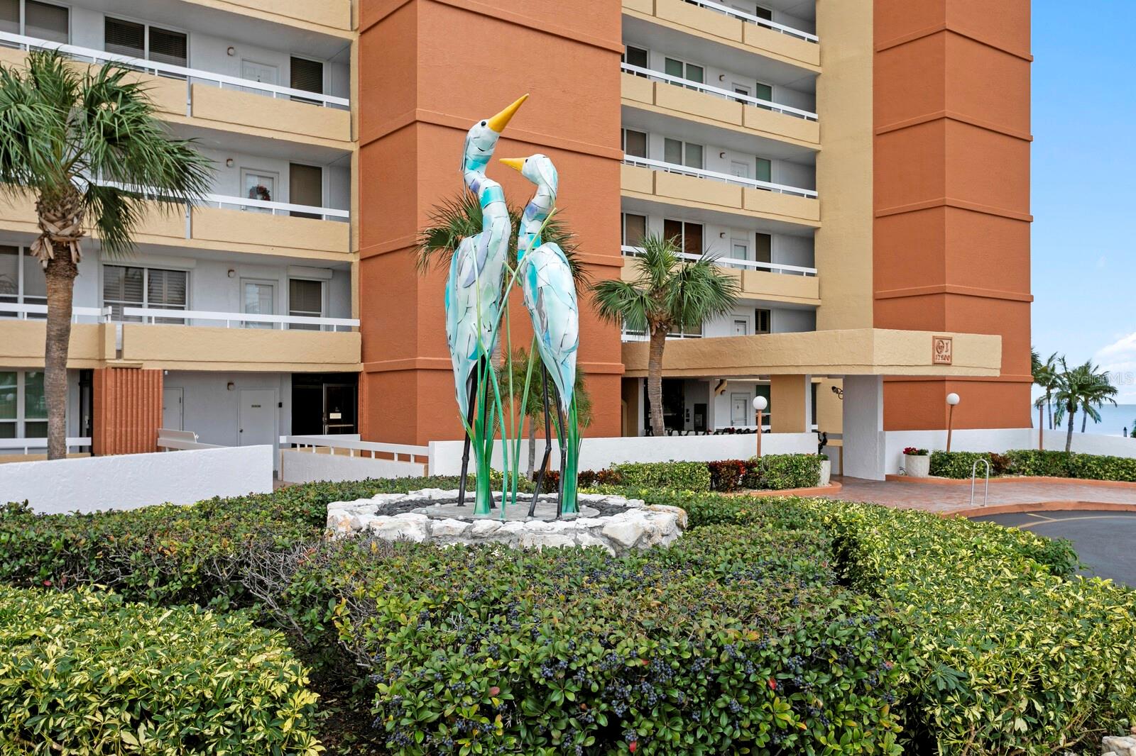 Listing photo id 59 for 17900 Gulf Boulevard 6a