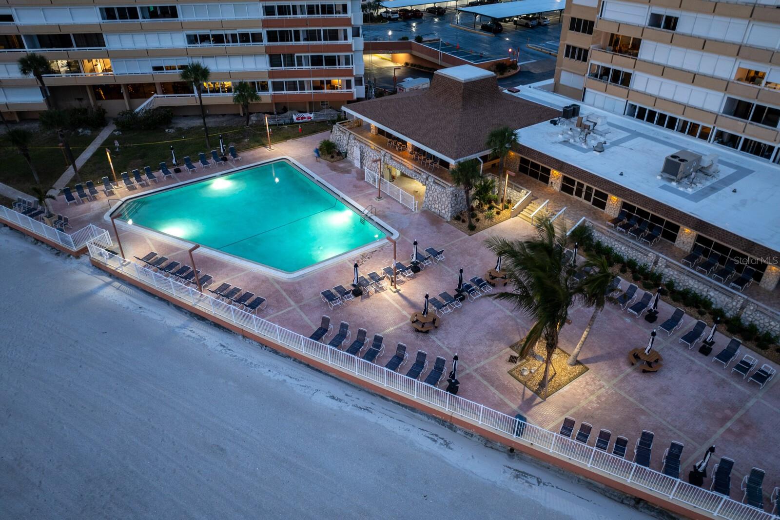 Listing photo id 62 for 17900 Gulf Boulevard 6a