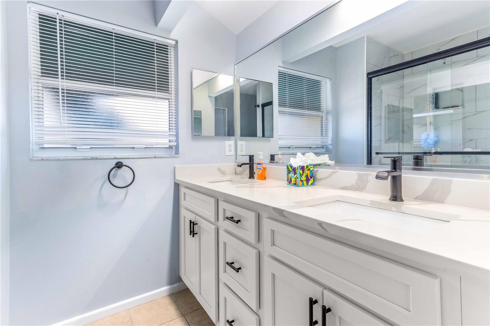 Image 20 of 63 For 824 Padua Lane