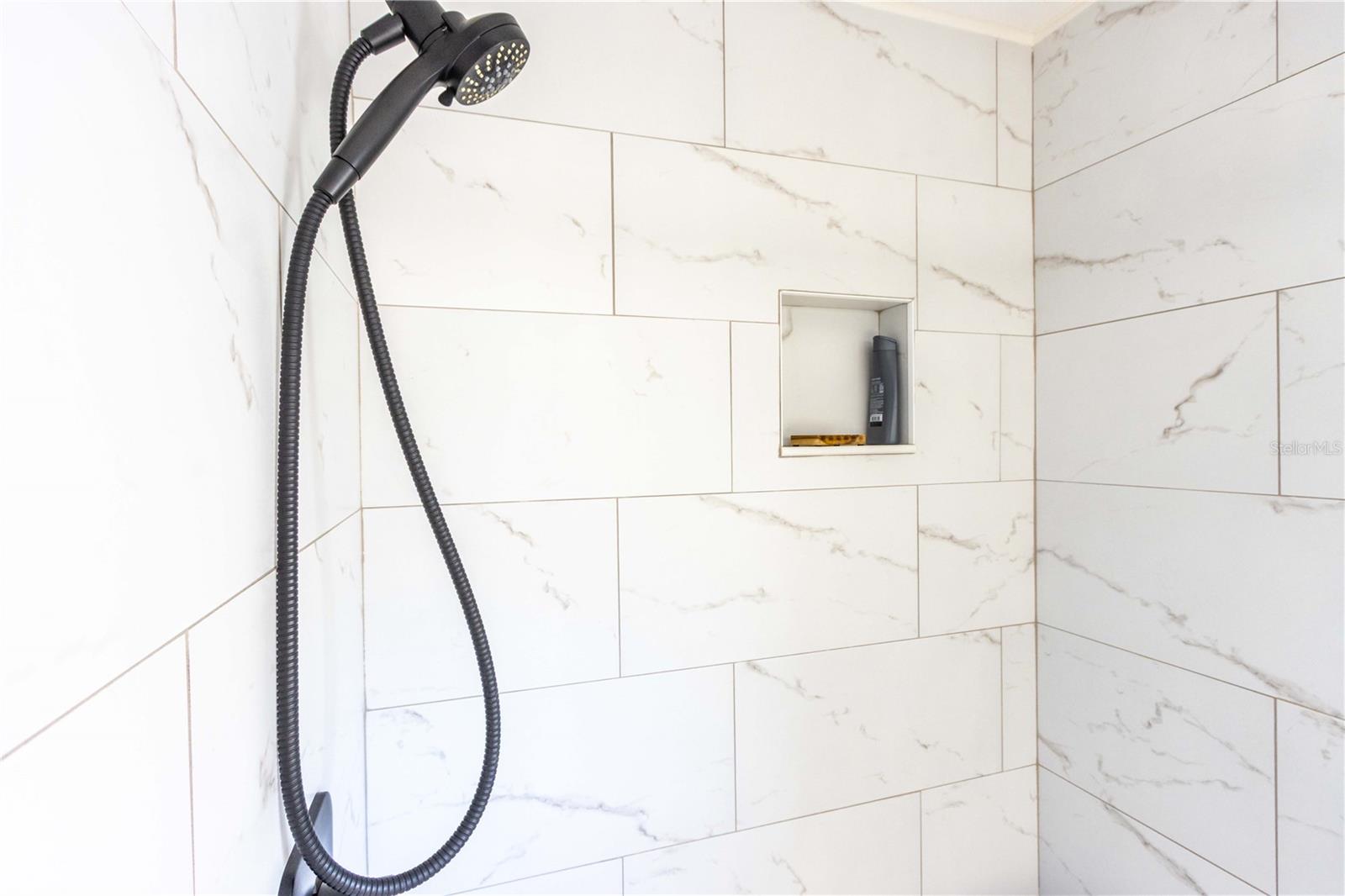 Image 22 of 63 For 824 Padua Lane