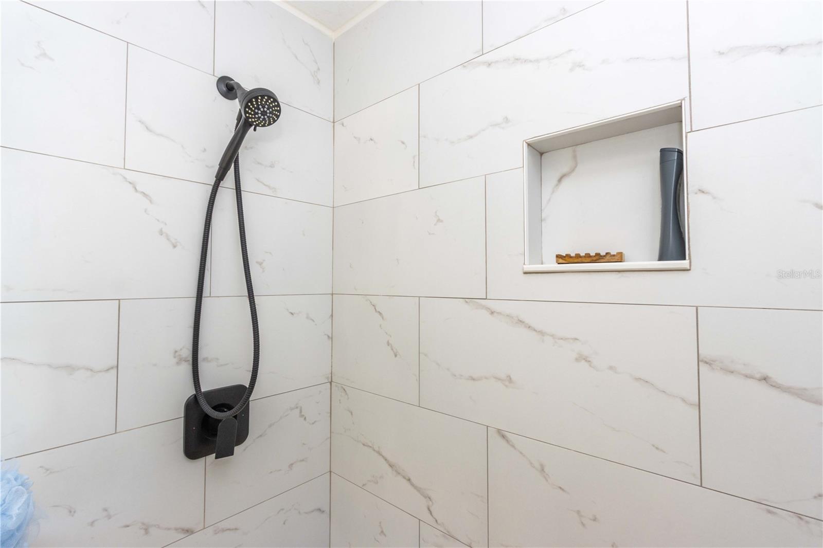 Image 23 of 63 For 824 Padua Lane