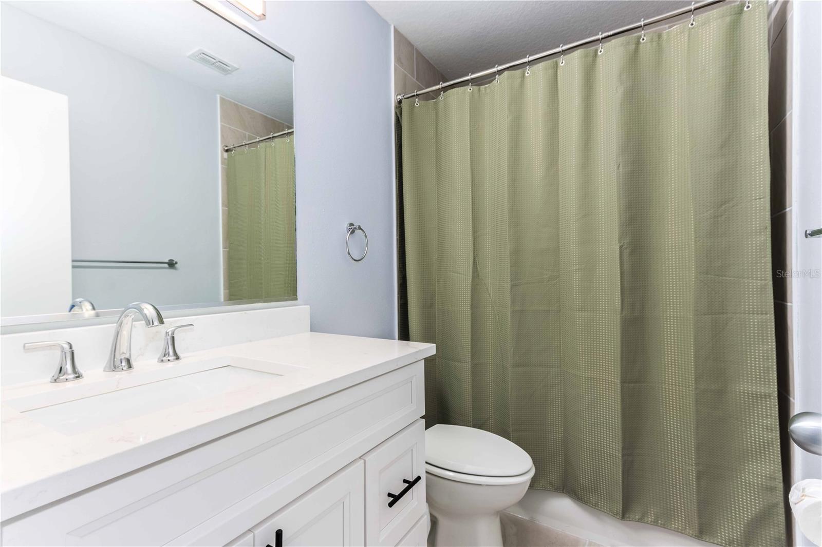 Image 29 of 63 For 824 Padua Lane