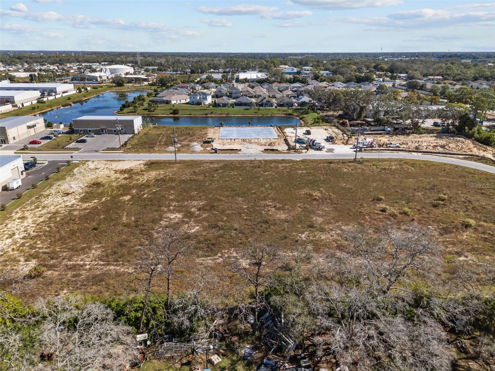 Image 2 of 3 For 1498 Bend  