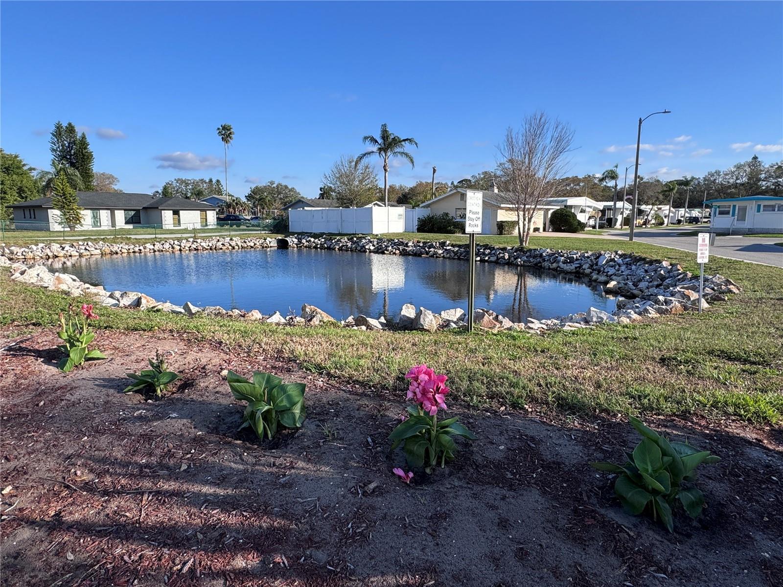 Listing photo id 40 for 2331 Belleair Road 715