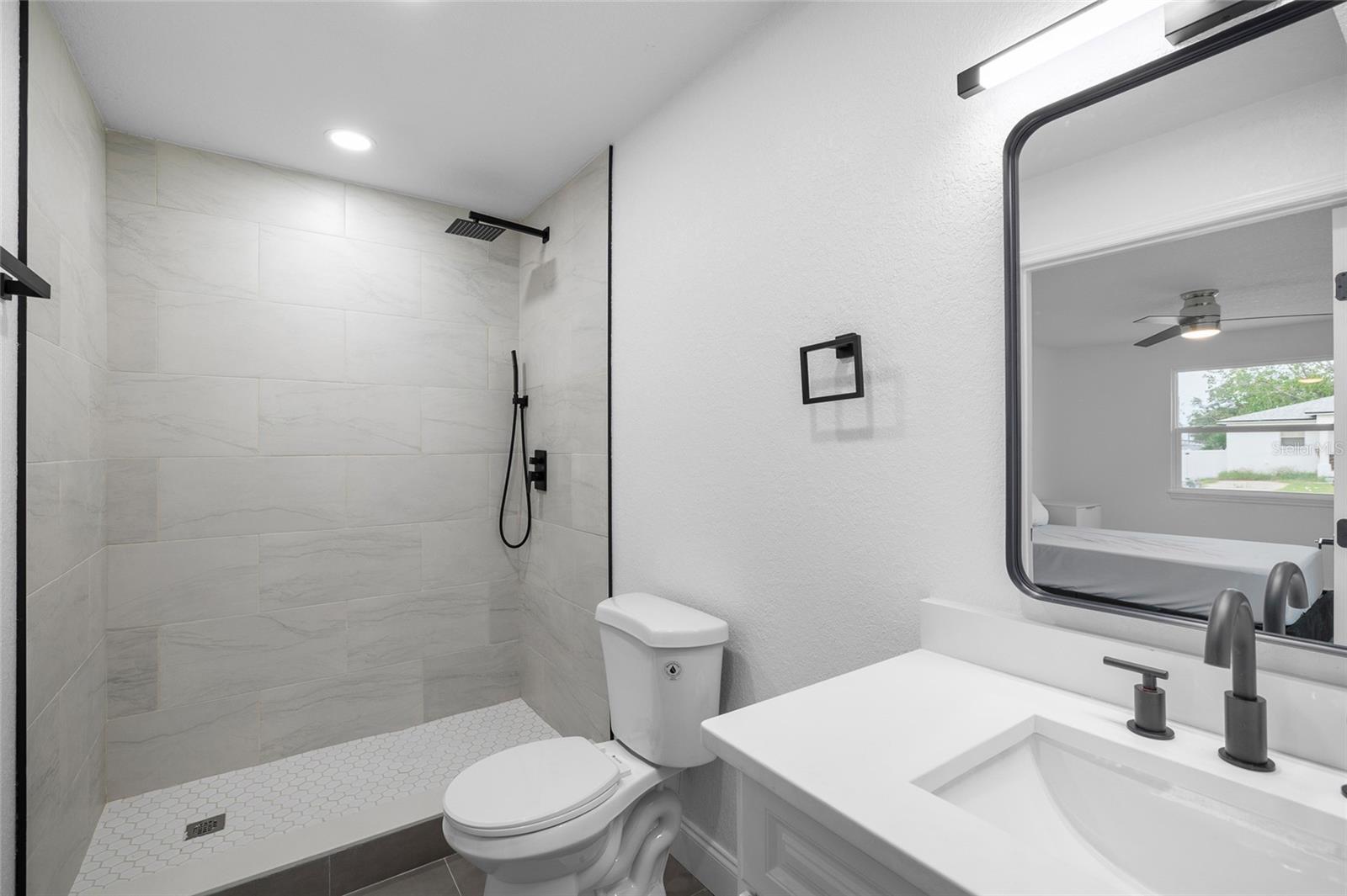 Image 17 of 42 For 6616 Mascotte Street