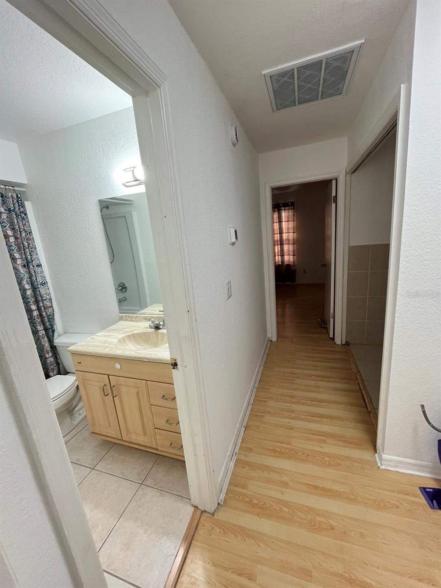 Image 7 of 28 For 4201 Brigadoon Circle