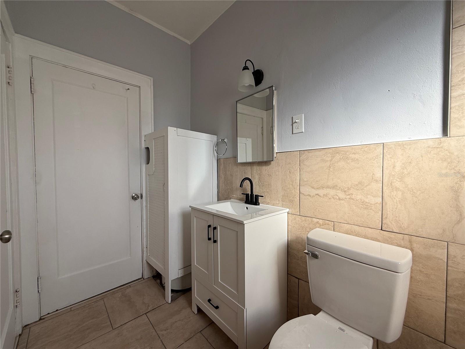 Image 14 of 15 For 730 Central Avenue 7