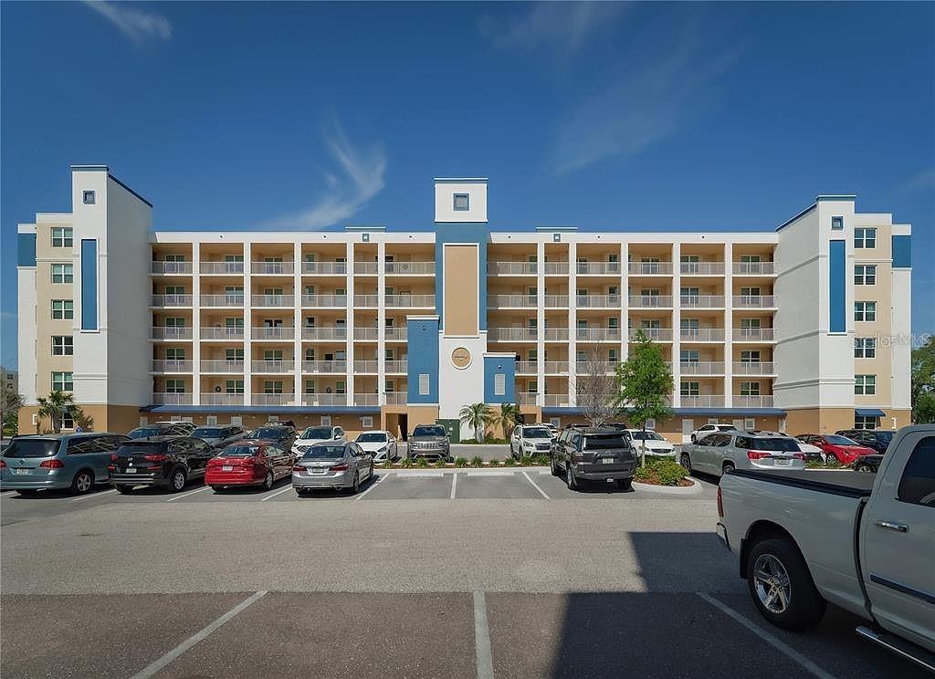 Details for 960 Starkey Road 8402, LARGO, FL 33771