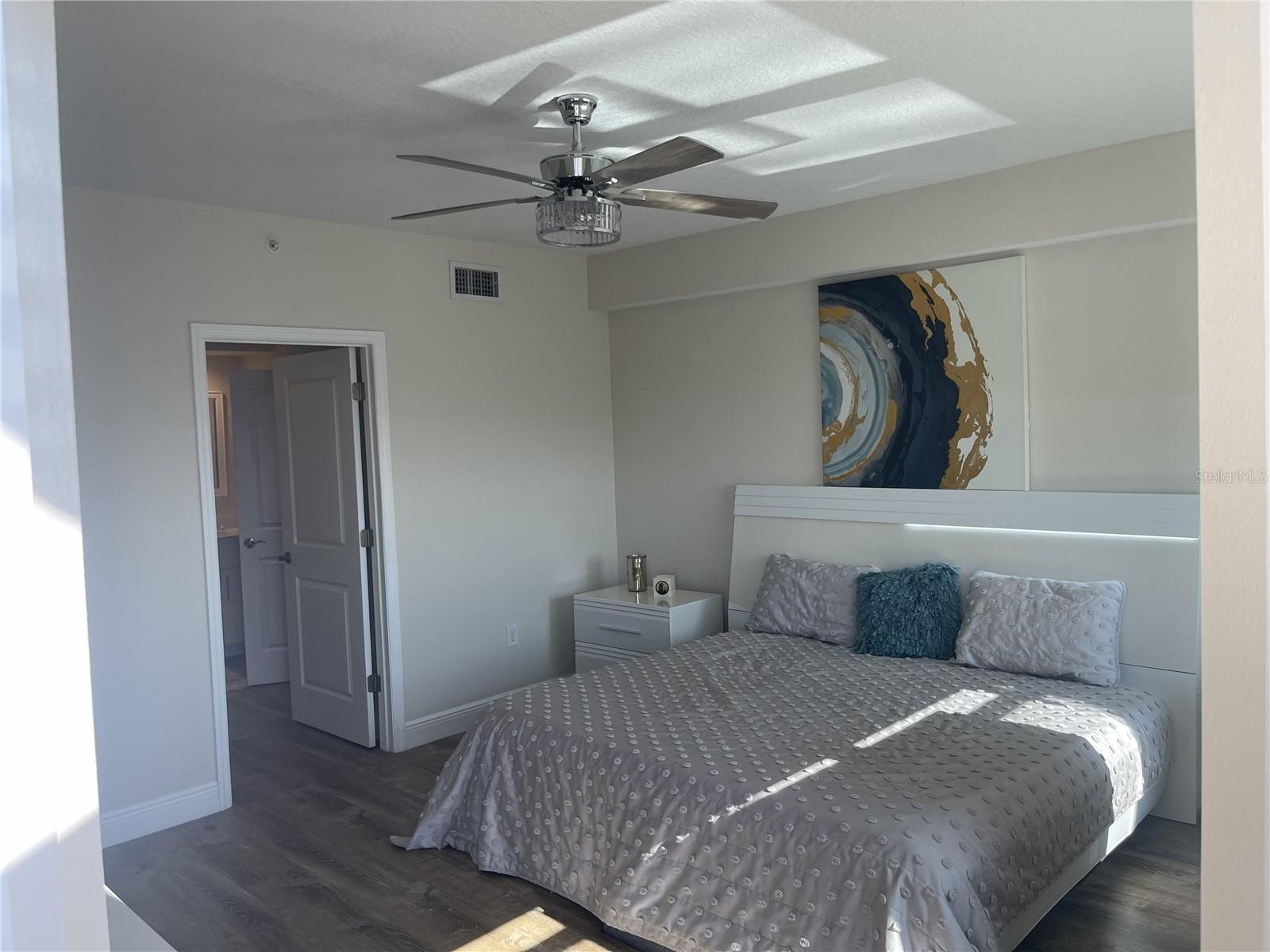 Image 11 of 29 For 960 Starkey Road 8402