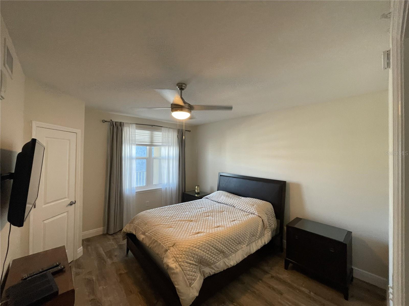 Image 17 of 29 For 960 Starkey Road 8402