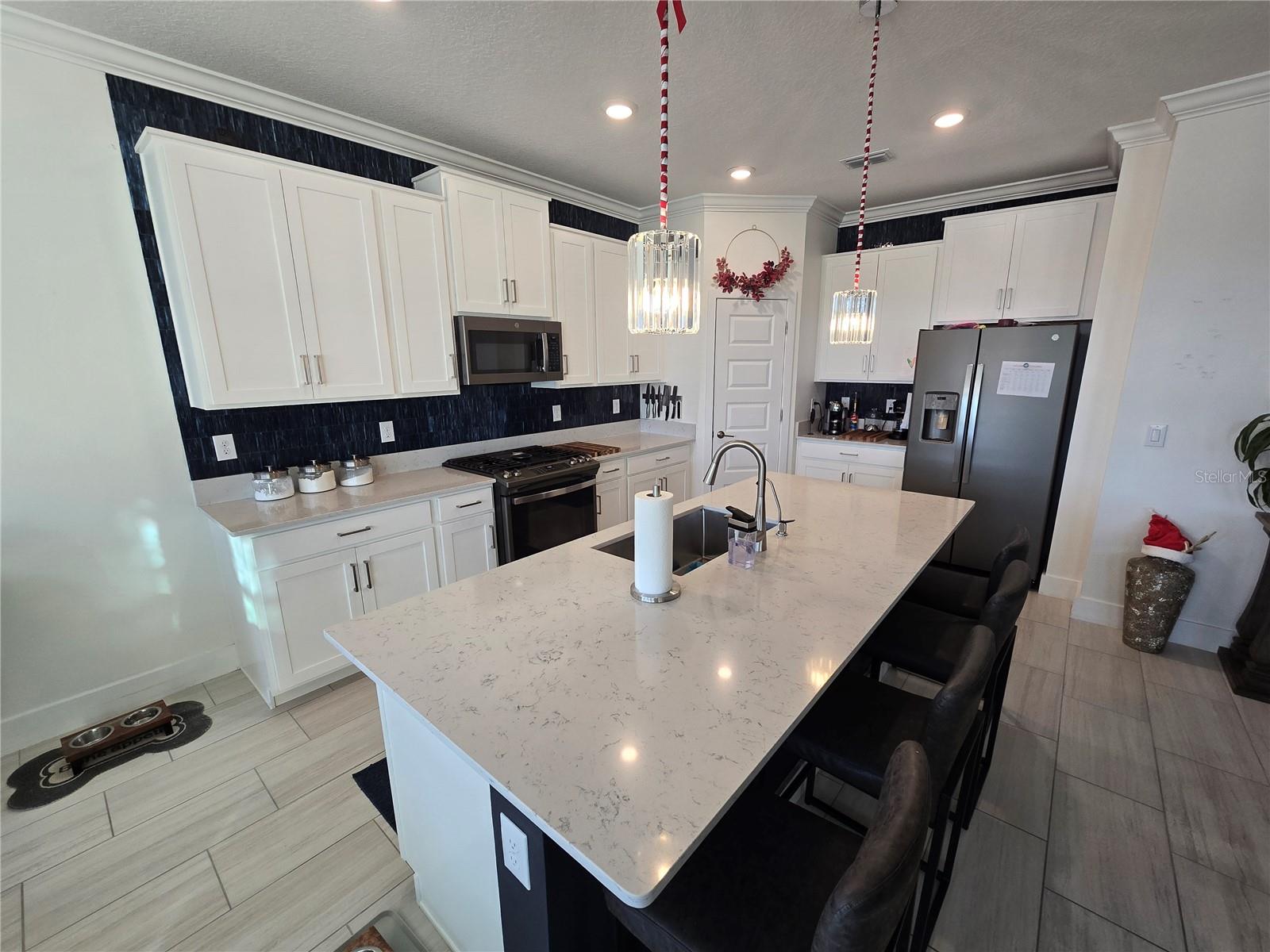 Image 12 of 49 For 8280 Rolling Tides Drive