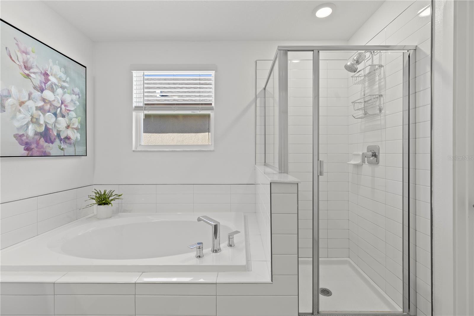 Image 22 of 49 For 8280 Rolling Tides Drive