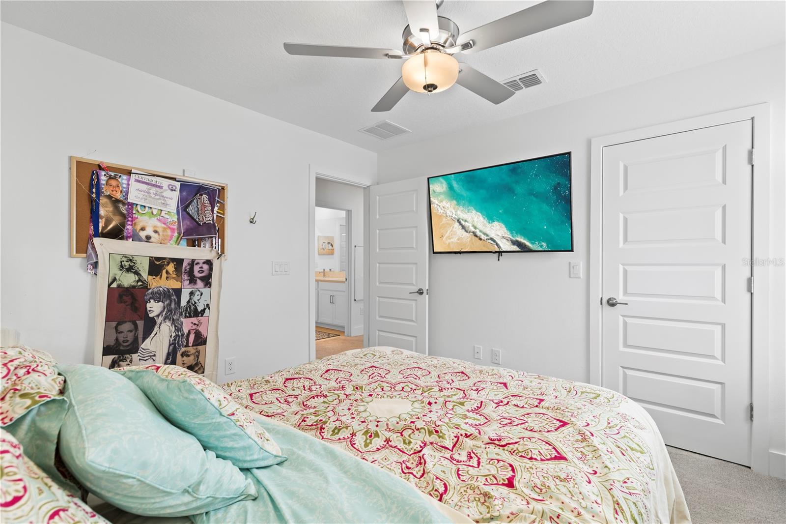 Image 32 of 49 For 8280 Rolling Tides Drive