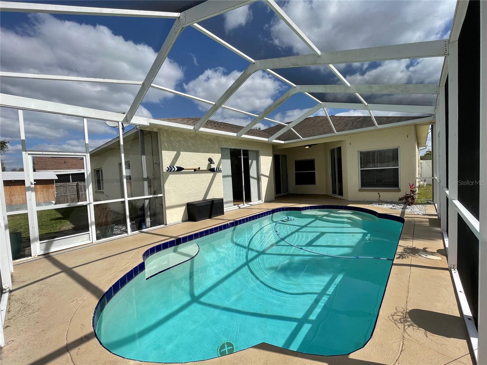 Image 24 of 26 For 1333 Flaxwood Avenue