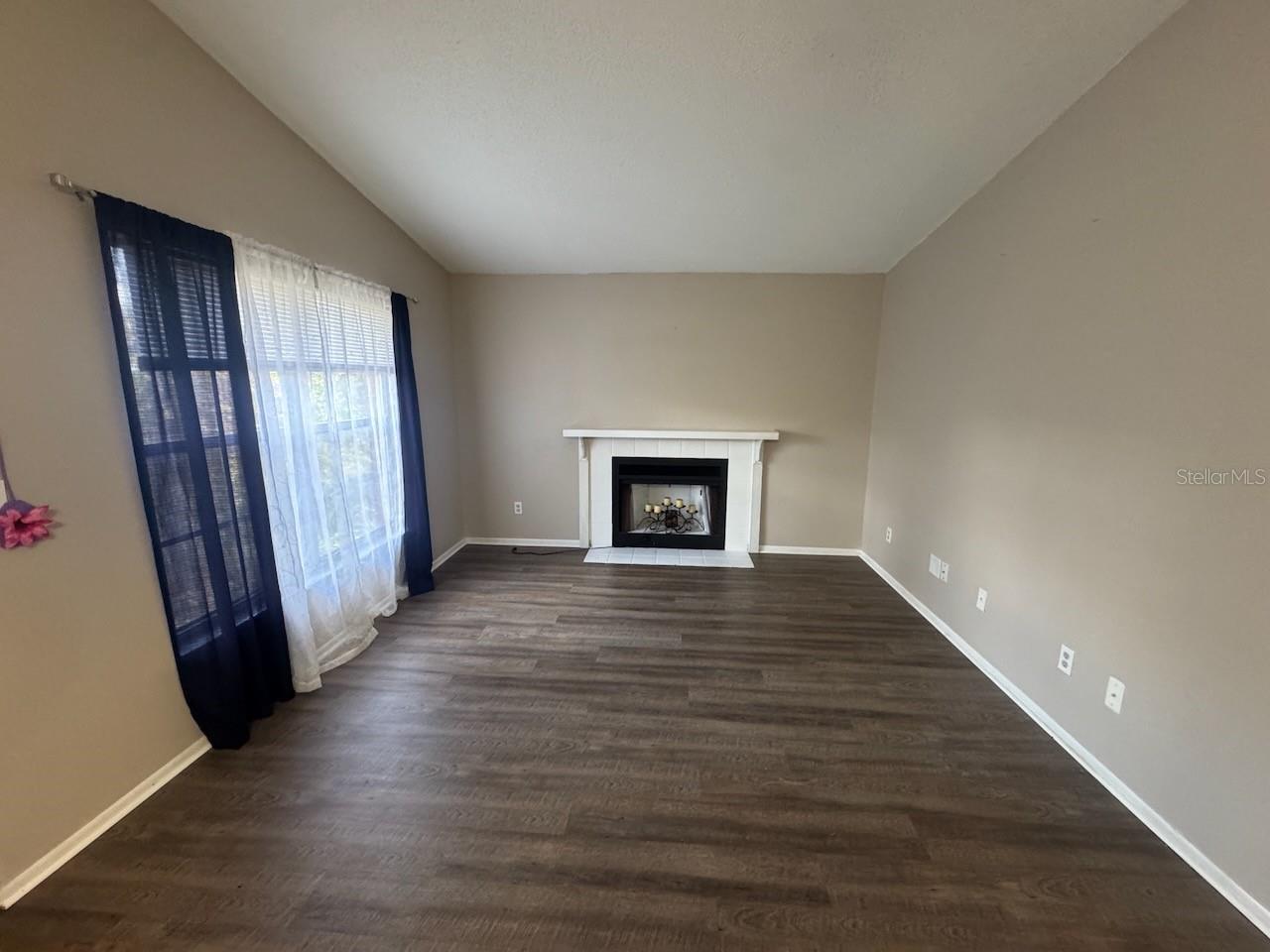 Image 13 of 14 For 3455 Countryside Boulevard 90