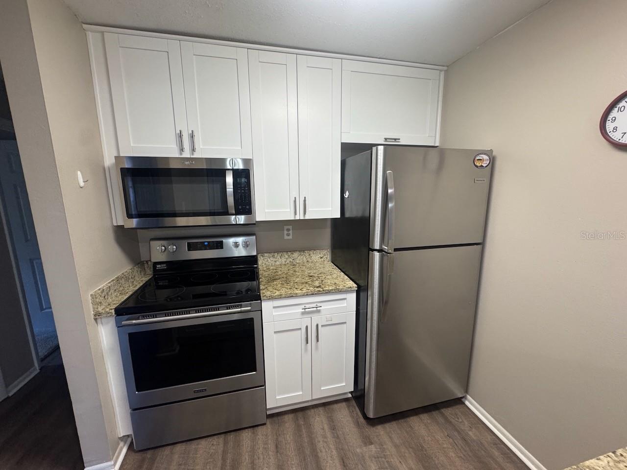 Image 9 of 14 For 3455 Countryside Boulevard 90