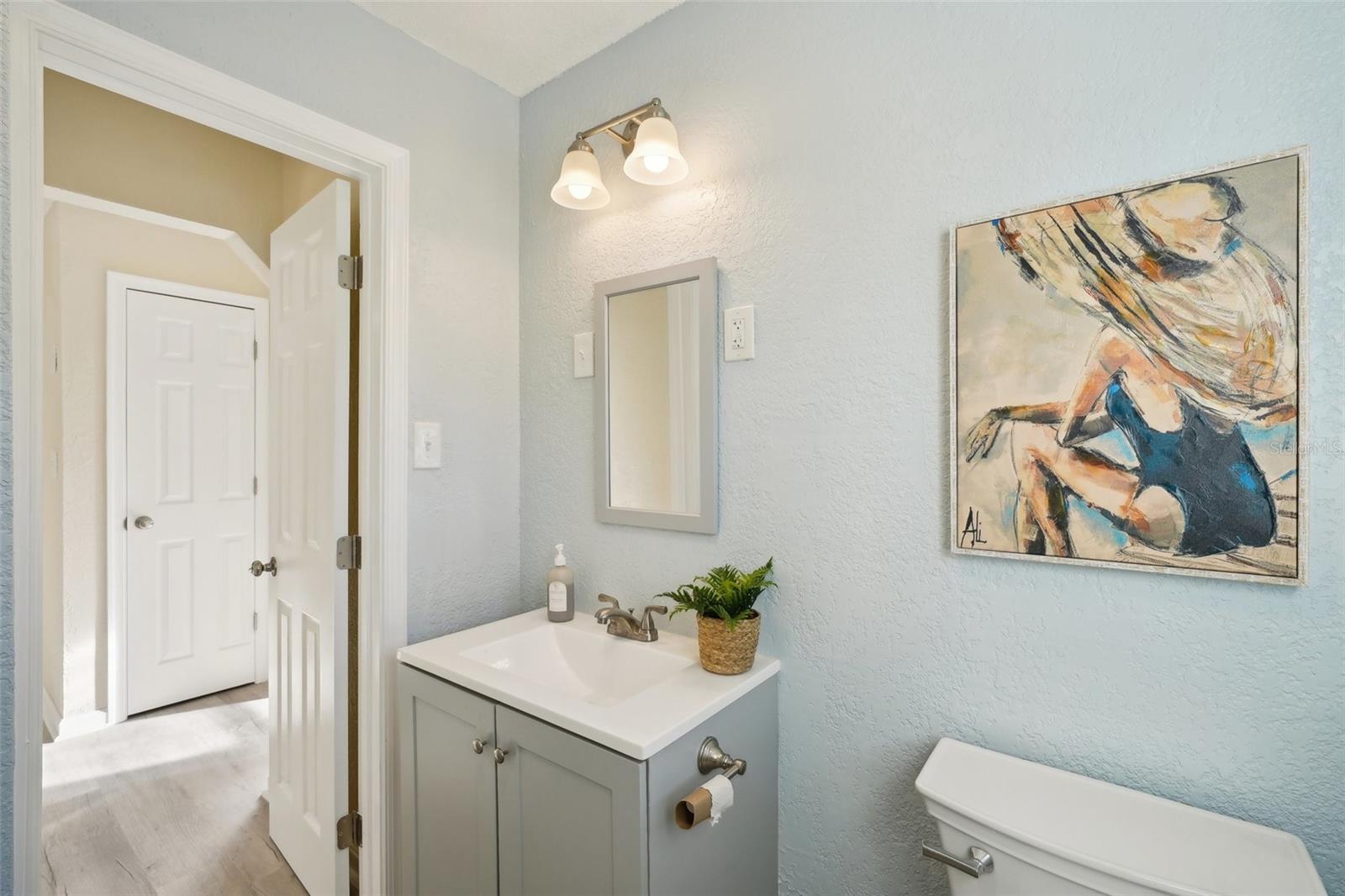 Image 25 of 55 For 2320 Harbor Drive S