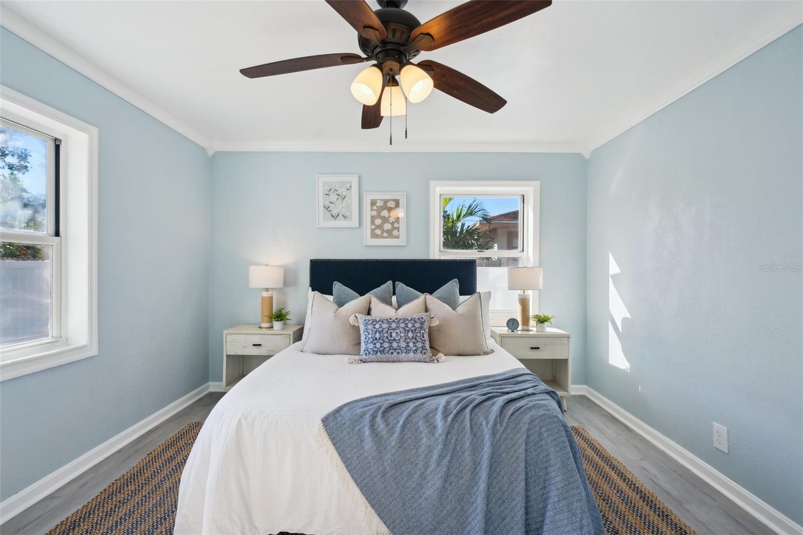 Image 33 of 55 For 2320 Harbor Drive S