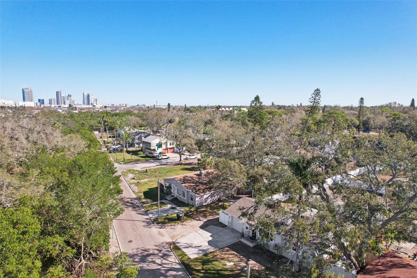 Image 43 of 55 For 2320 Harbor Drive S