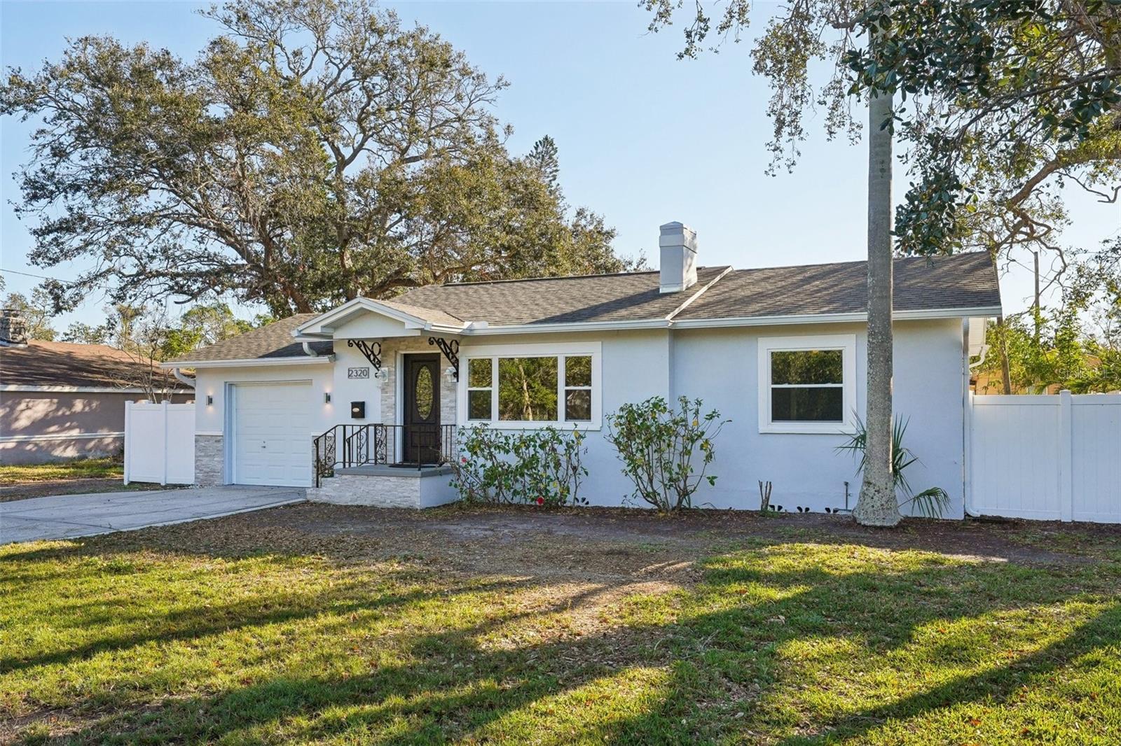 Image 8 of 55 For 2320 Harbor Drive S