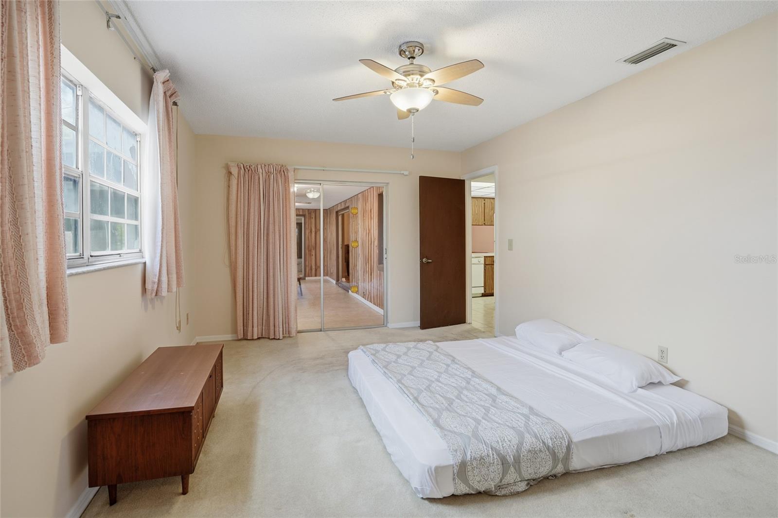 Image 18 of 43 For 3037 Joan Court