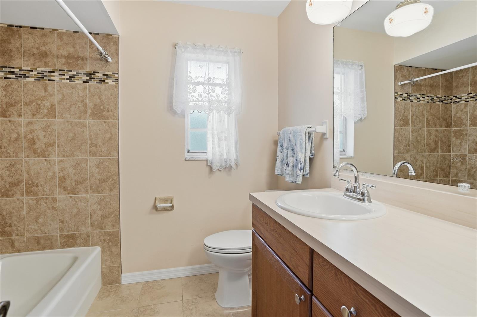 Image 19 of 43 For 3037 Joan Court