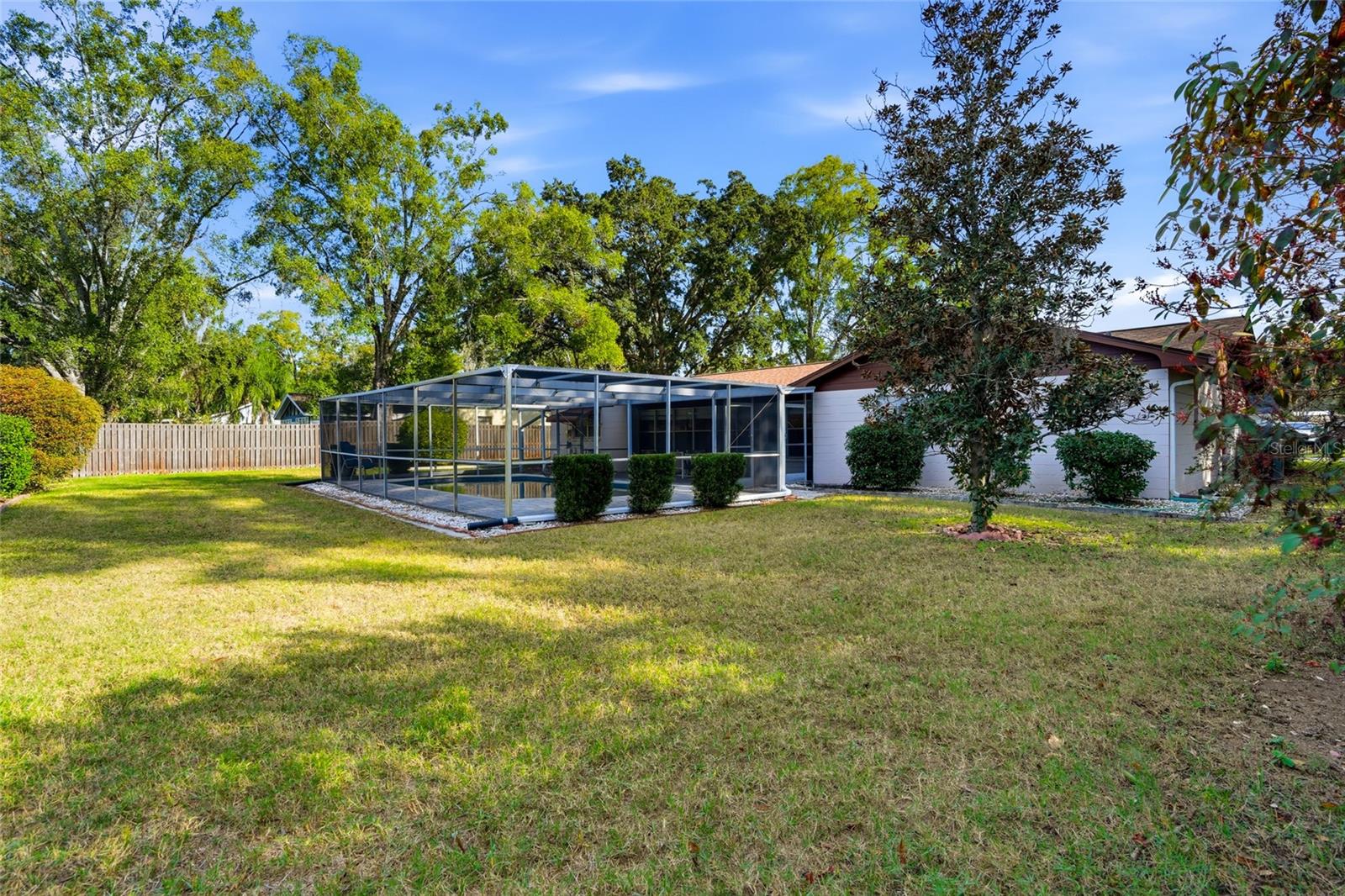 Image 27 of 43 For 3037 Joan Court