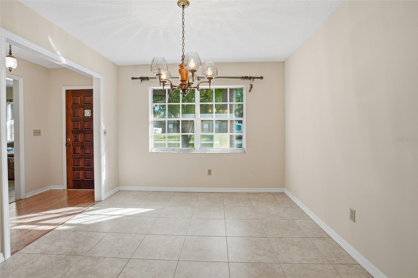 Image 6 of 43 For 3037 Joan Court