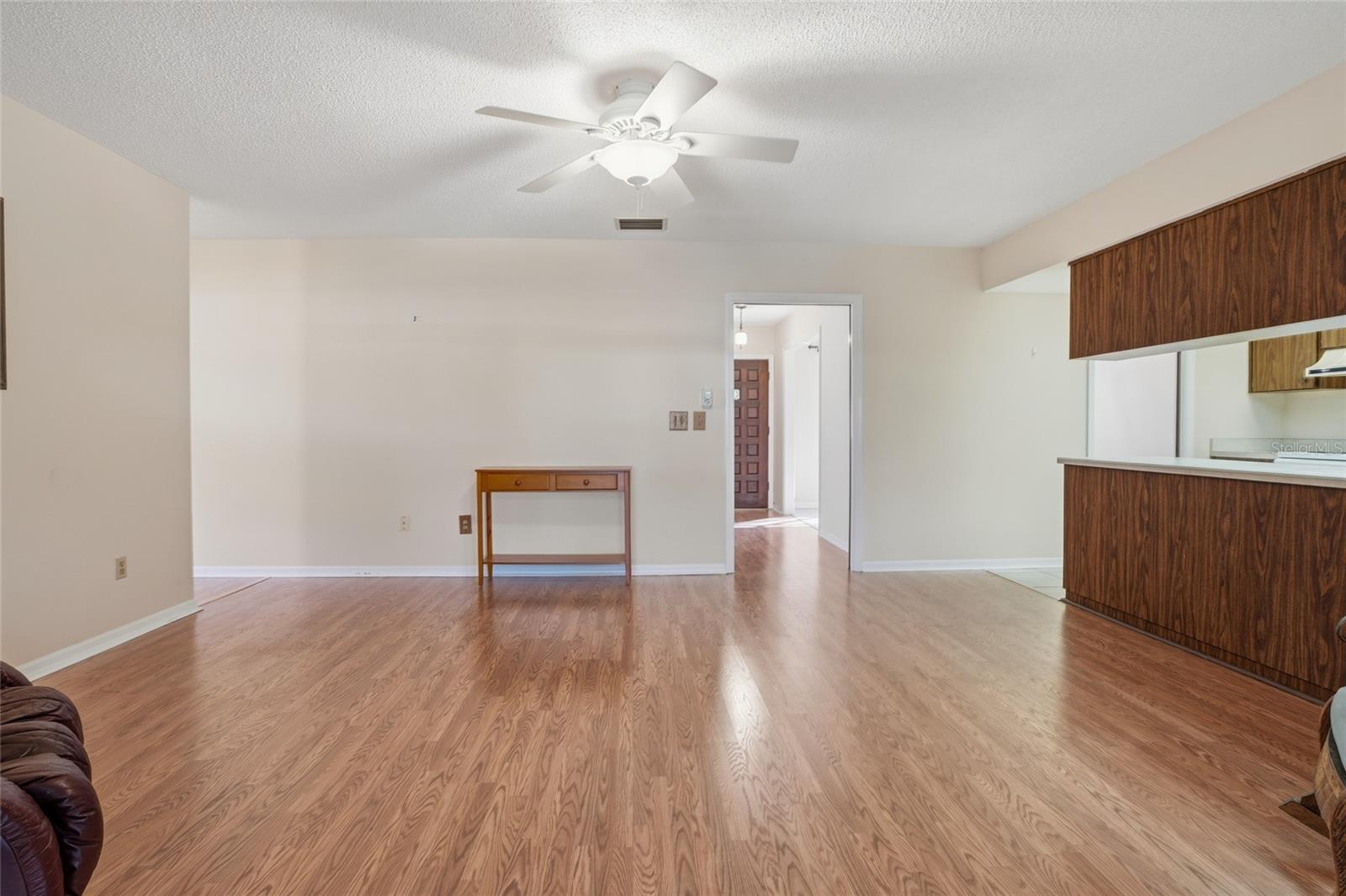 Image 7 of 43 For 3037 Joan Court