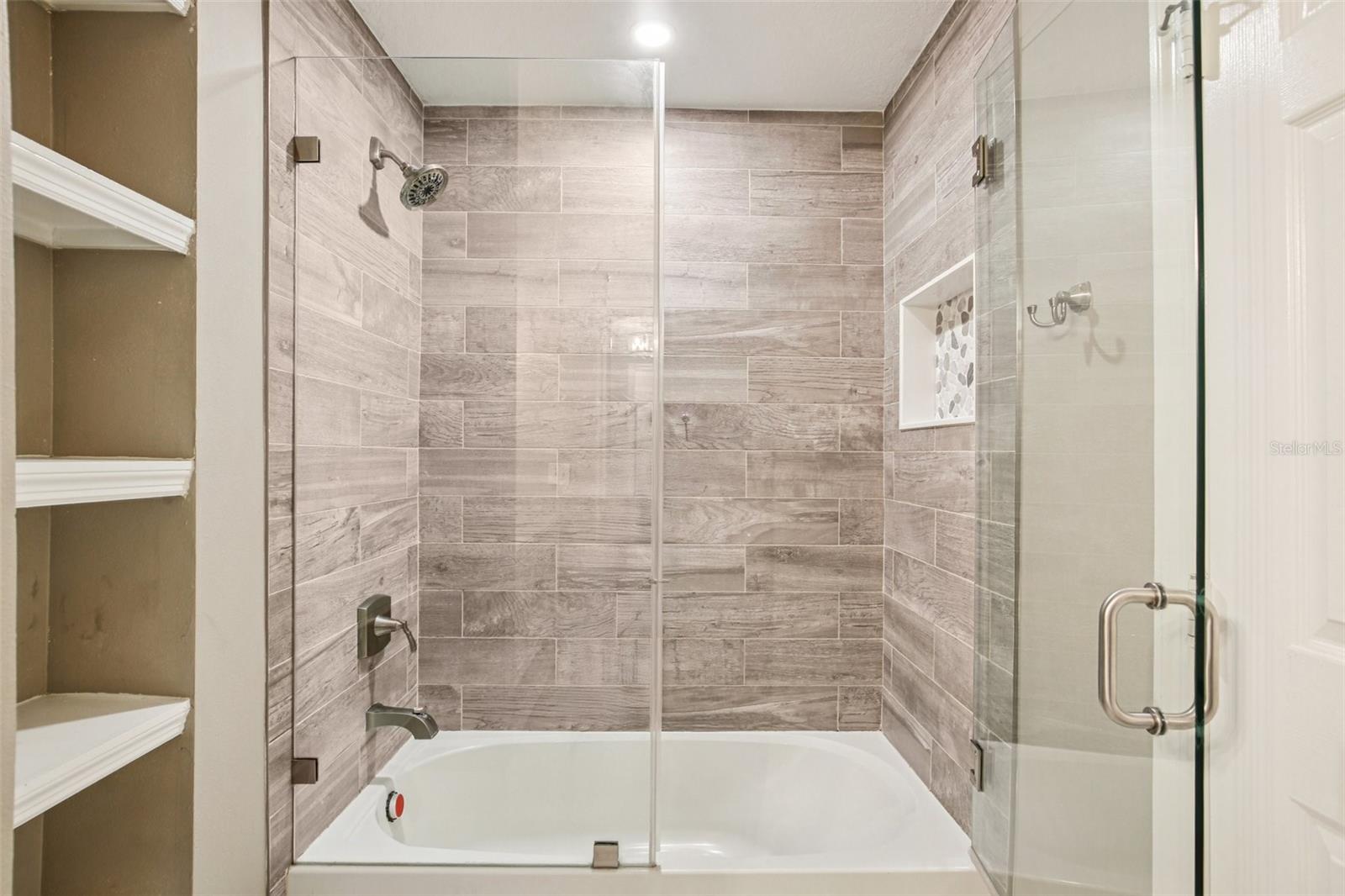 Image 25 of 45 For 800 Dakota Avenue 310