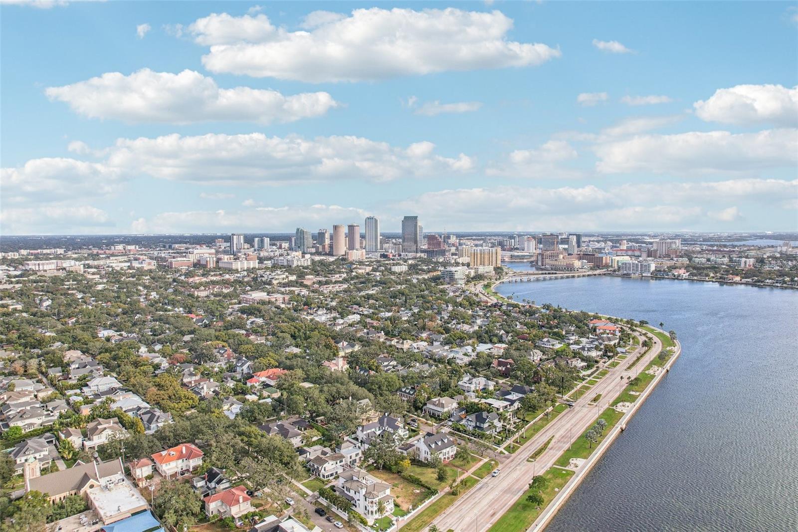 Image 33 of 45 For 800 Dakota Avenue 310