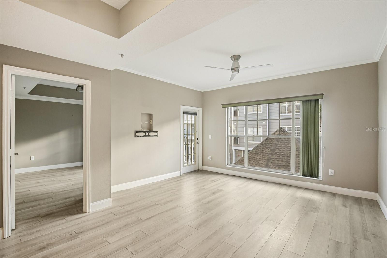 Image 5 of 45 For 800 Dakota Avenue 310