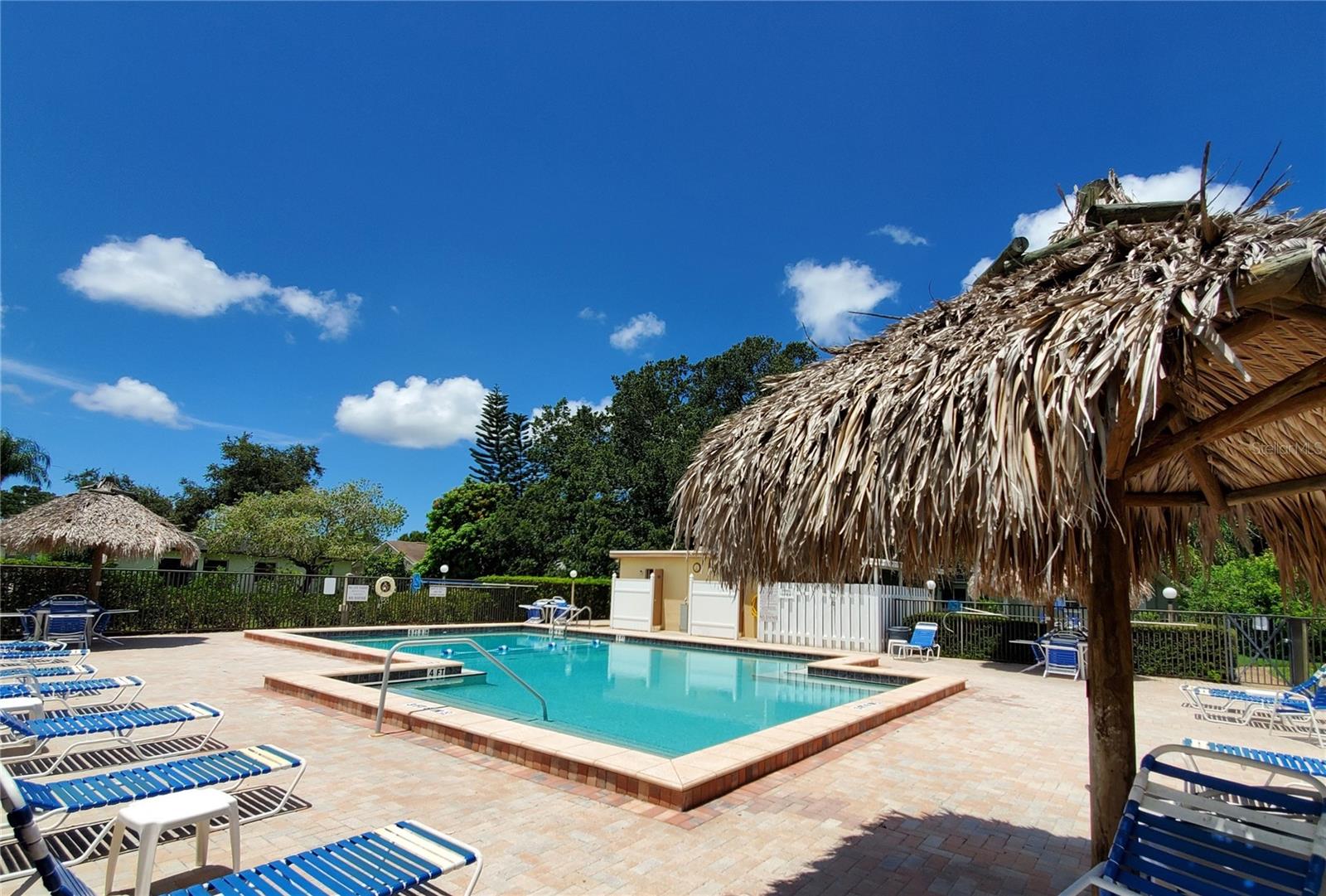 Image 38 of 72 For 4429 Great Lakes Drive N