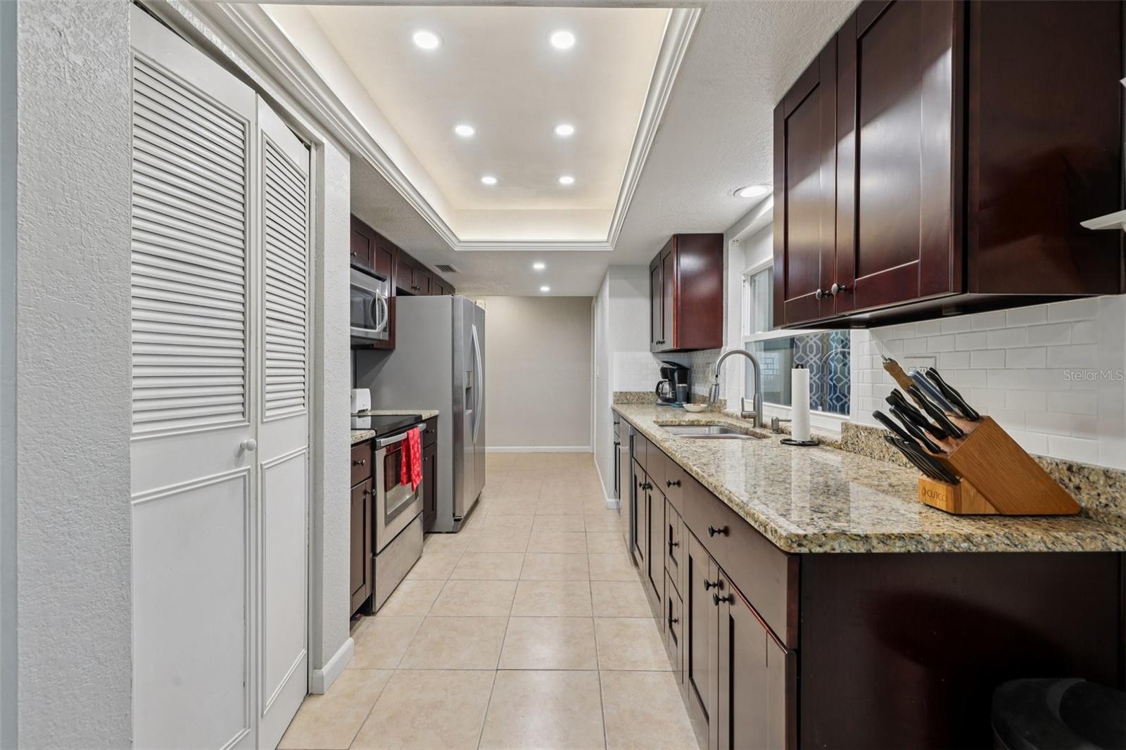 Image 8 of 72 For 4429 Great Lakes Drive N