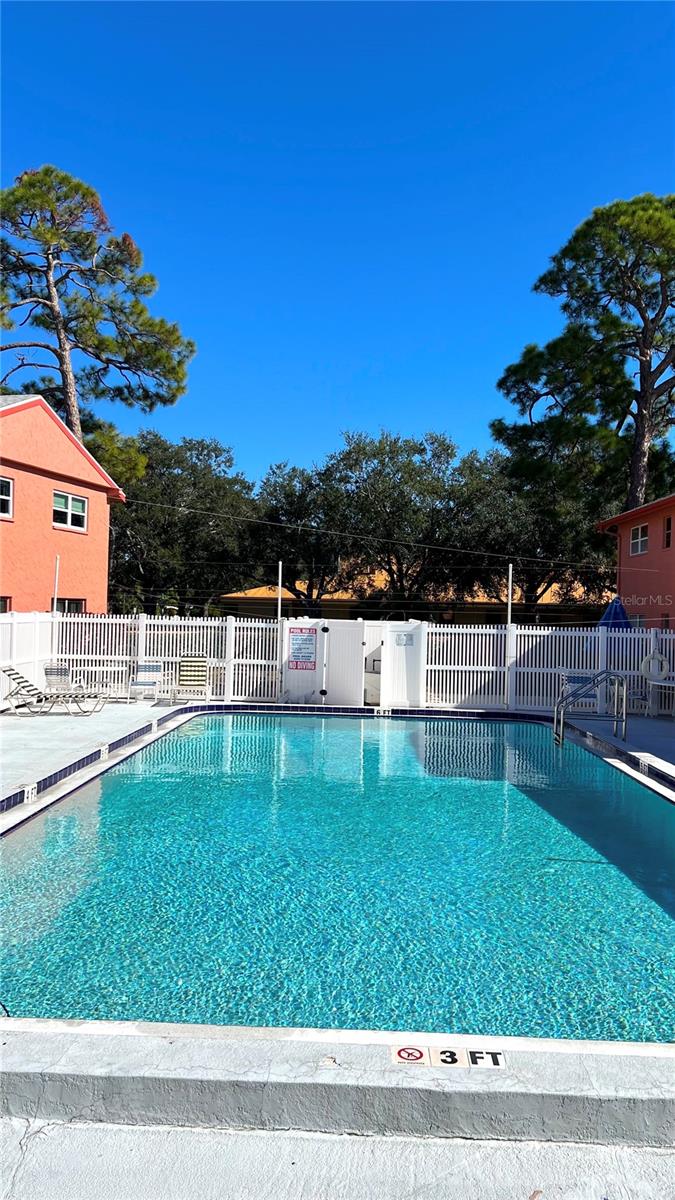 Image 24 of 34 For 257 Lincoln Circle N 3208