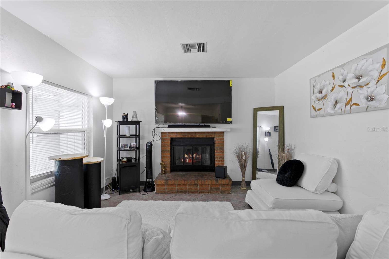 Image 6 of 20 For 487 89th Avenue N 2