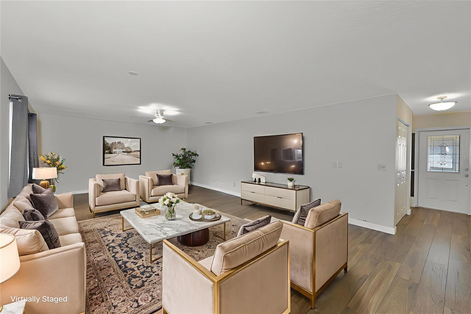 Listing photo id 17 for 2035 Heathfield Circle 256