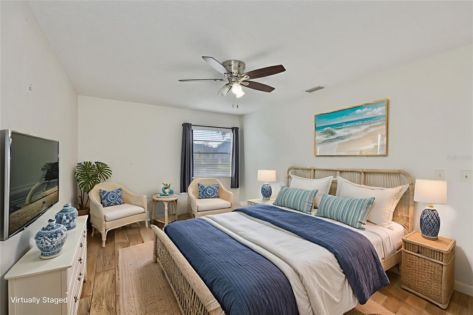 Listing photo id 24 for 2035 Heathfield Circle 256