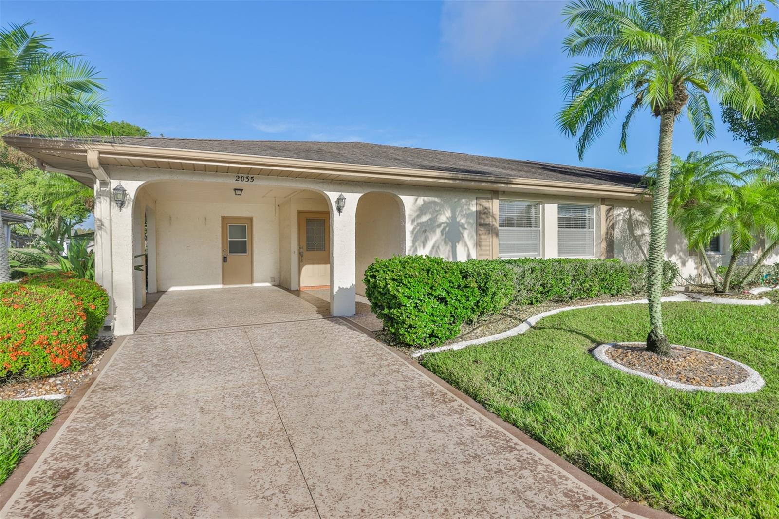 Listing photo id 49 for 2035 Heathfield Circle 256