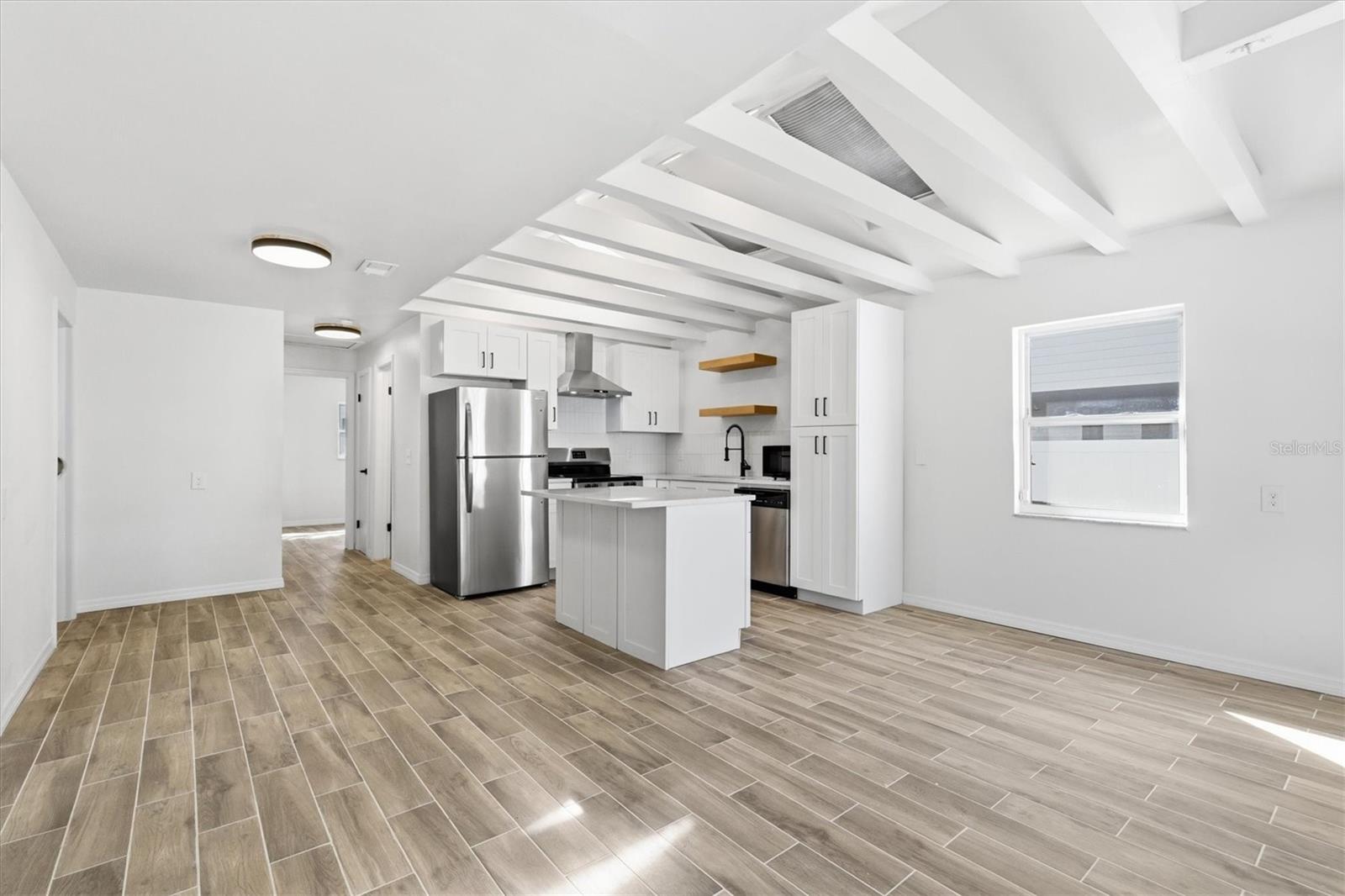 Image 8 of 37 For 1734 Maryland Avenue Ne