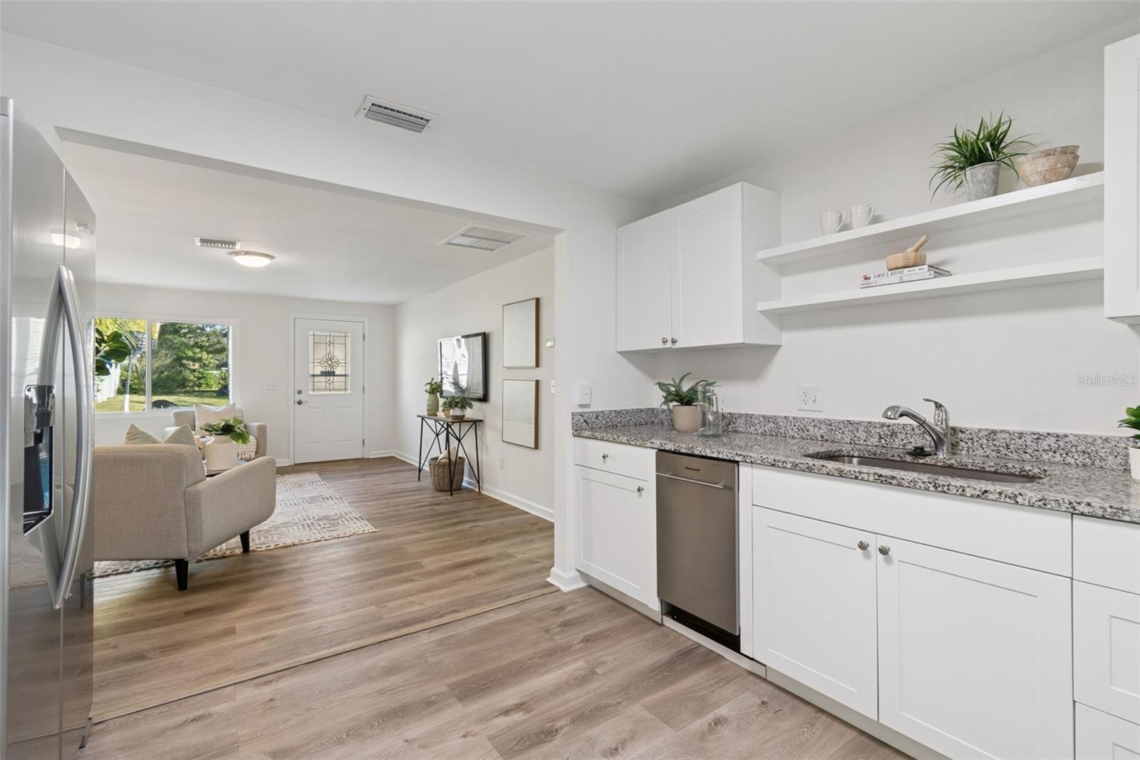 Image 11 of 69 For 2195 Glen Drive