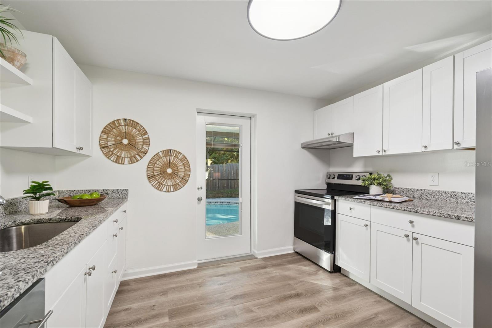 Image 13 of 69 For 2195 Glen Drive