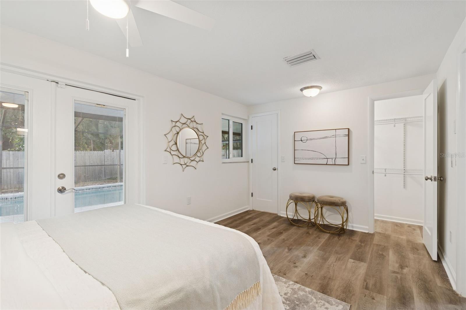 Image 18 of 69 For 2195 Glen Drive