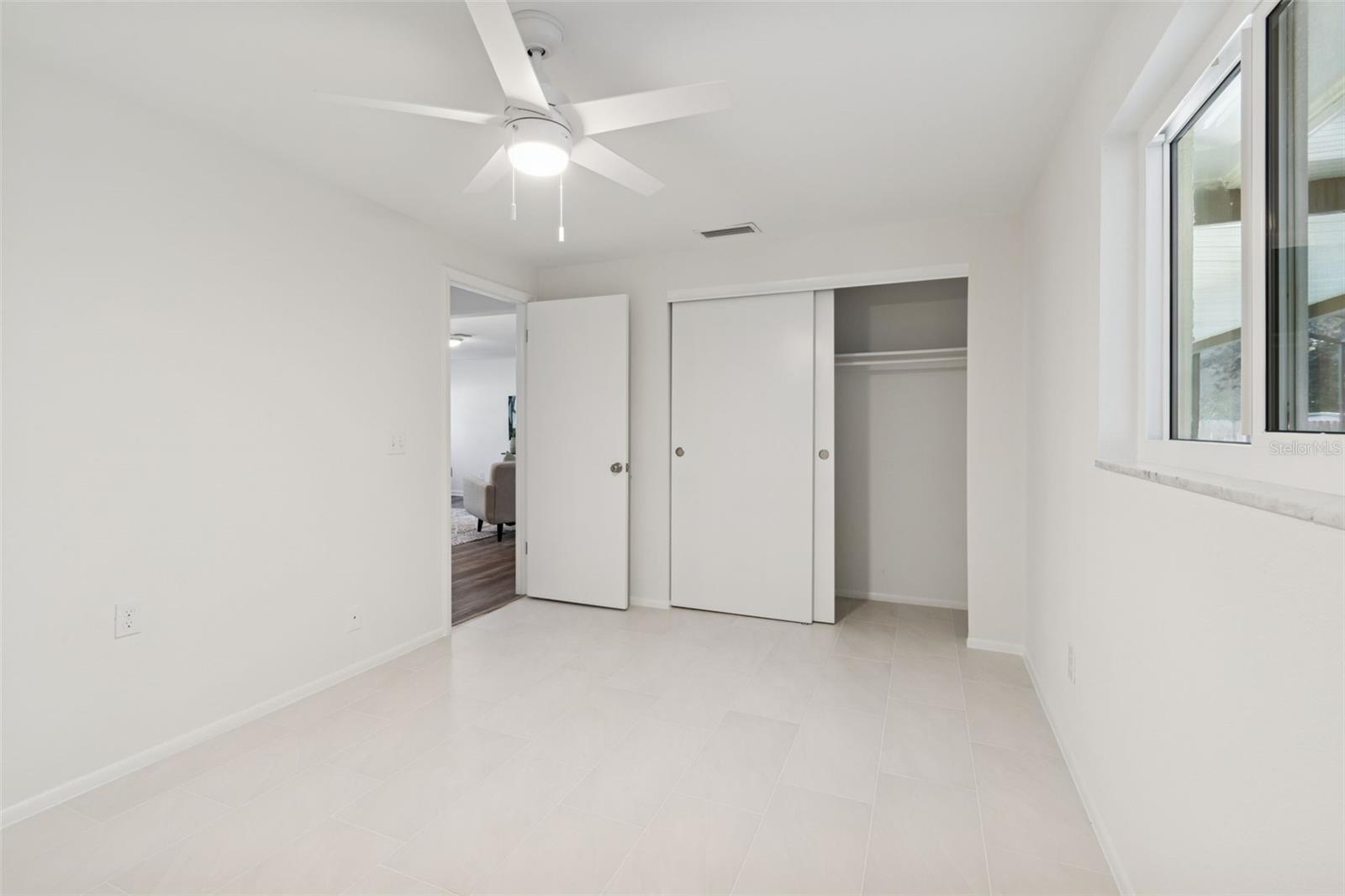 Image 25 of 69 For 2195 Glen Drive